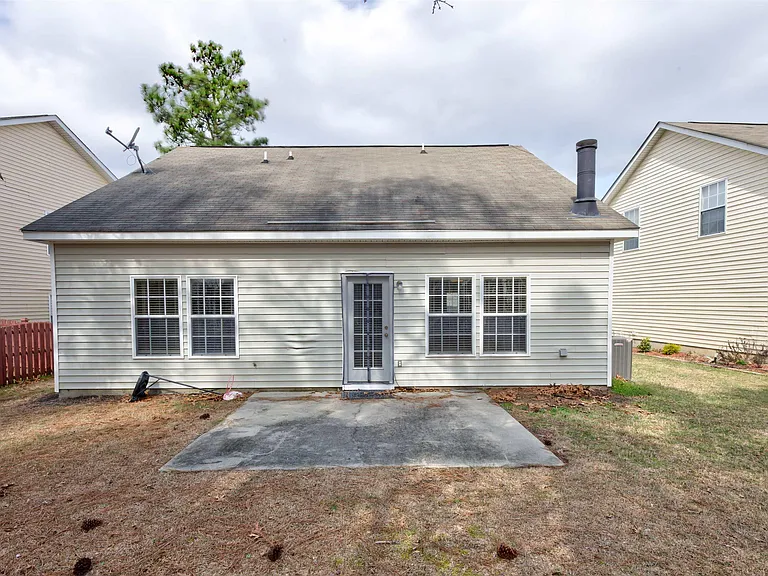 1908 Lake Carolina Dr — Photo 32