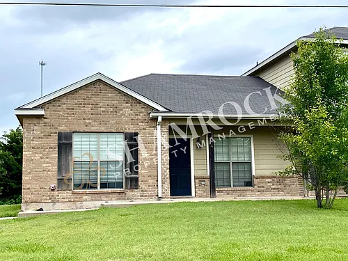 814 Chambers Creek Cir Photo 1