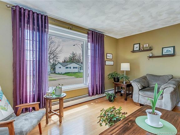 5th image of 162 Queen Mary Rd