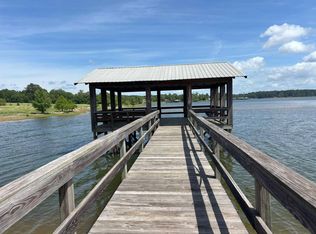 225 Walnut Ln, Many, LA 71449