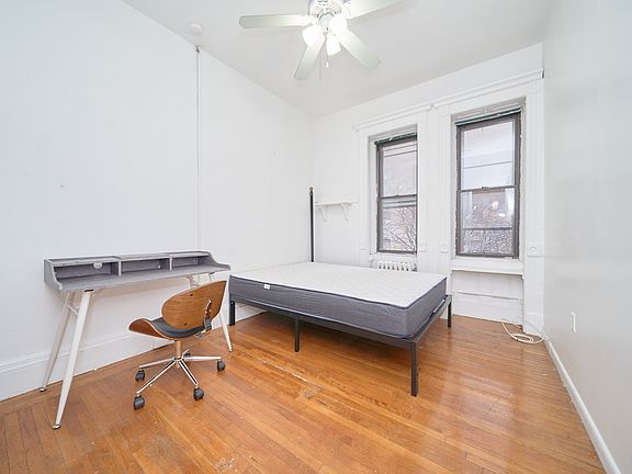 3rd image of 274 W 71st St APT 7