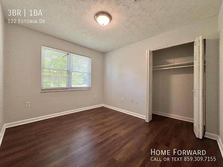 122 Estonia Dr — Photo 14
