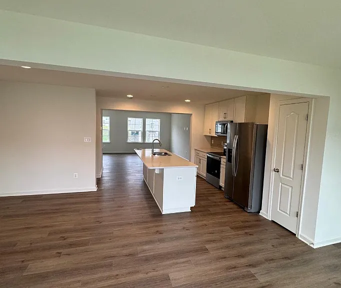 120 Tuxford Rd — Photo 8