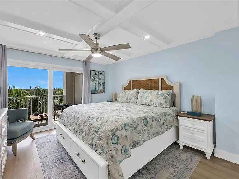 1300 Gulf Shore Blvd N #700 — Photo 17