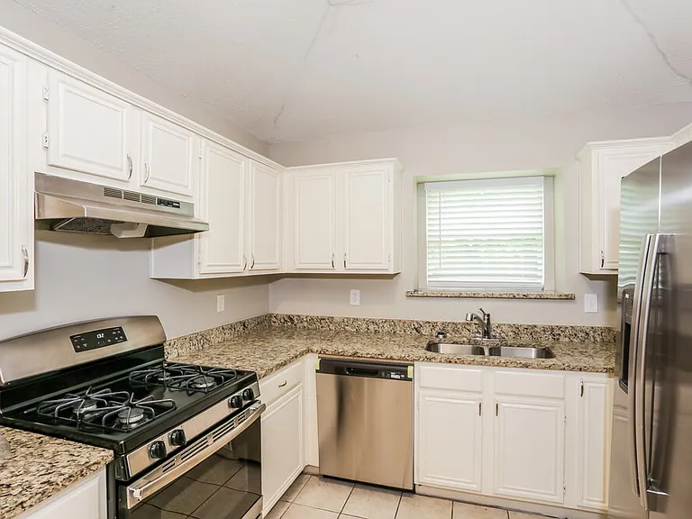 317 W Glen Meadow Dr — Photo 6