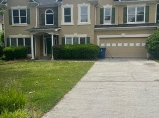 585 Oakmont Hl, Johns Creek, GA 30097