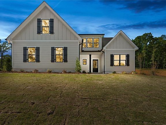 3rd image of 165 W Lake Blvd