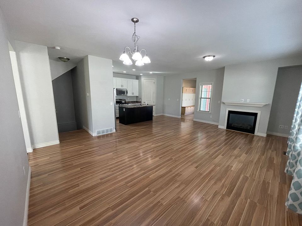 1st image of 4634 W Vermillion Dr
