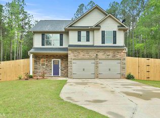 929 Morgan Dairy Rd, Milner, GA 30257