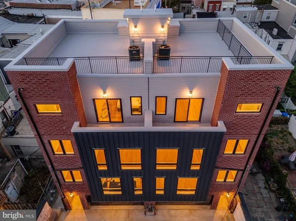135 Fernon St #B, Philadelphia, PA 19148