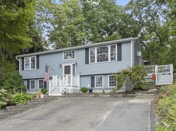 38 Saint Asaph St, Leominster, MA 01453
