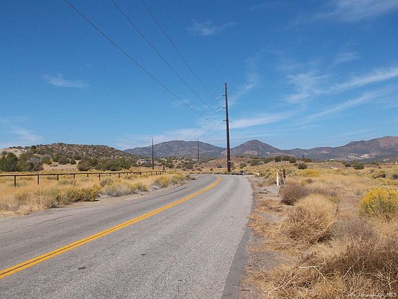 4th image of 23683 Sand Canyon Rd