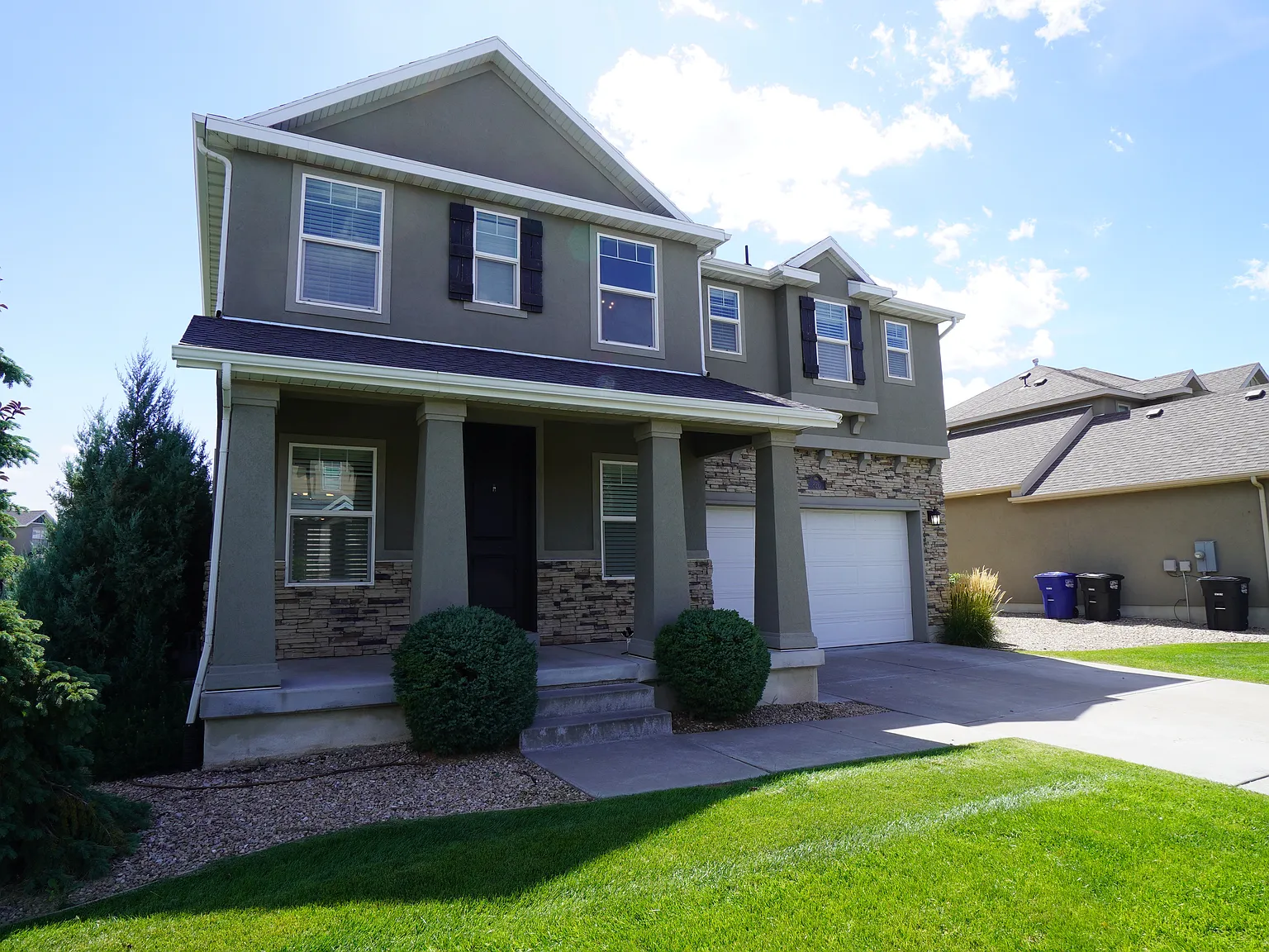 Beautiful 4 Bed @826 W Churchhill Downs Dr — Photo 2