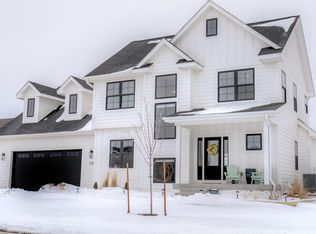 928 Ballard Dr, Huxley, IA 50124