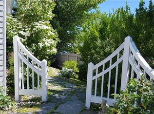 12 Island View Ln, Freeport, ME 04032