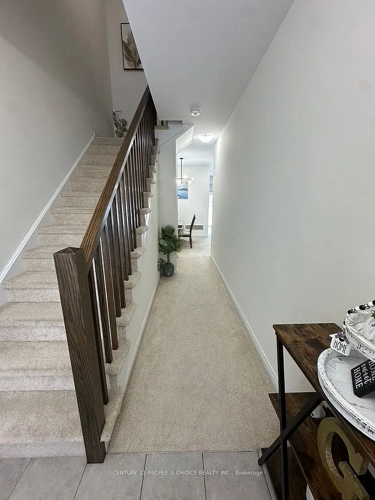 4 bed, $2,800 — Photo 3
