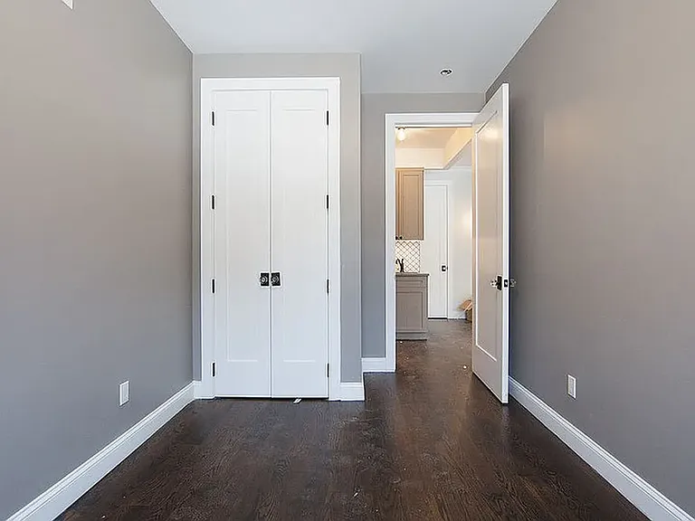 60-79 Myrtle Ave #3Y — Photo 7