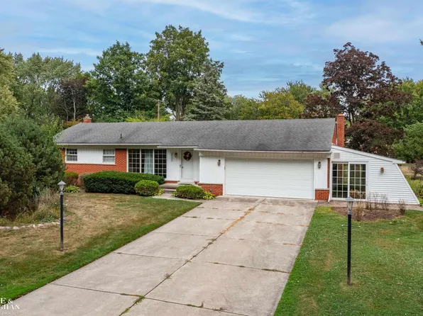 28444 Kirkside Ln, Farmington Hills, MI 48334