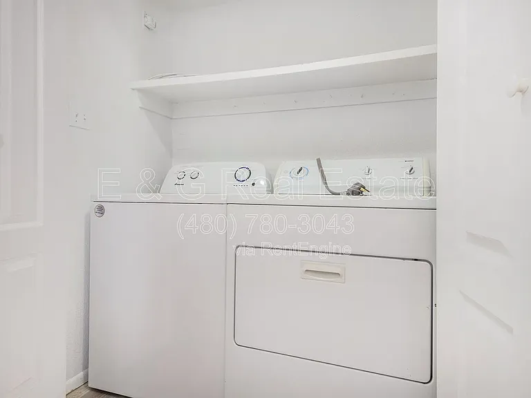 1029 E Bendix Dr — Photo 25