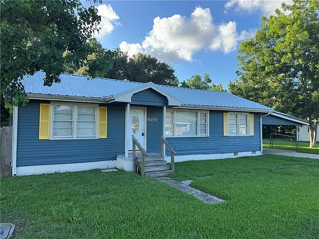600 Kinler St — Photo 2