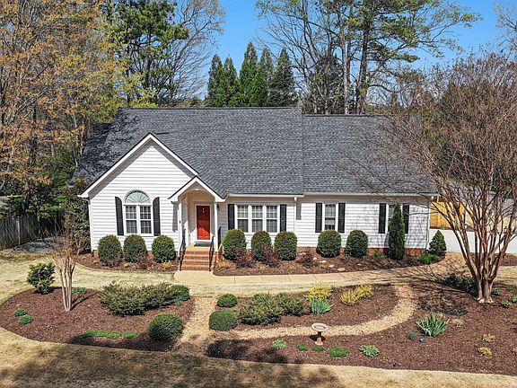 3rd image of 2616 Jasper Ln