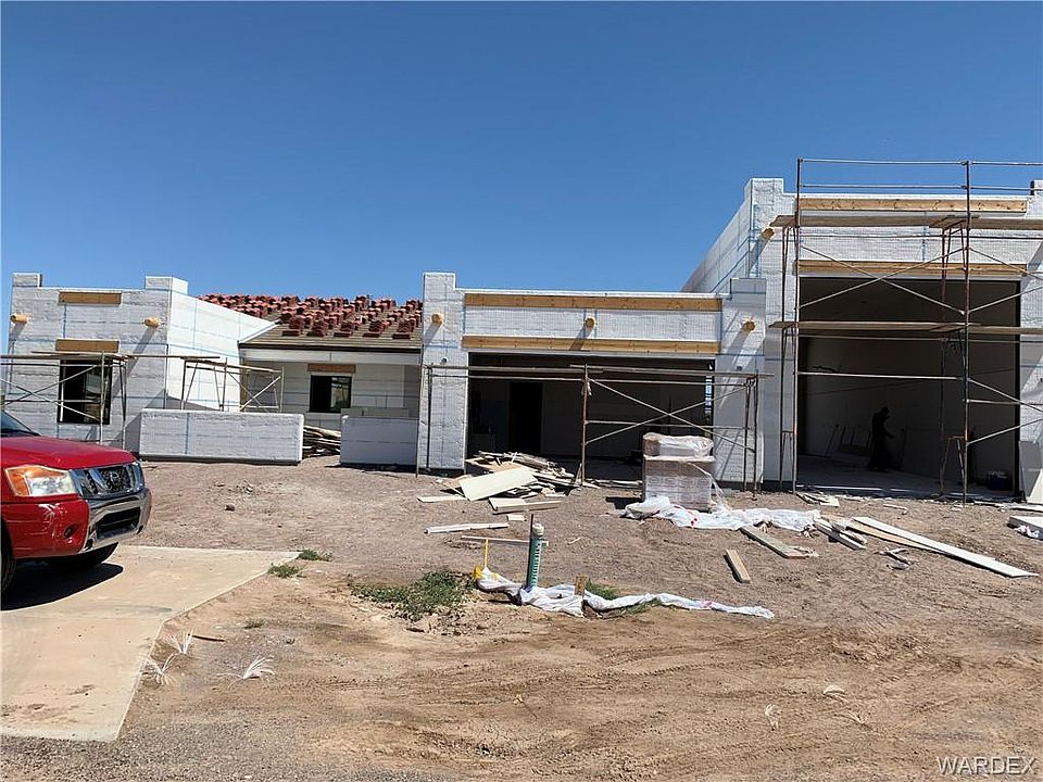 1st image of 8052 S Carob Dr