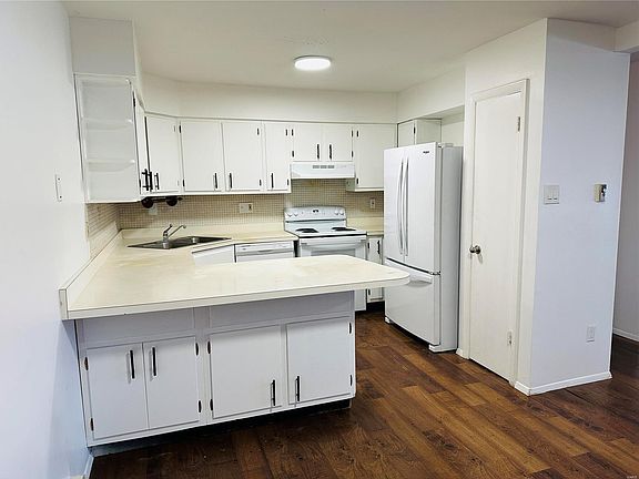 5th image of 7301 Sieloff Dr APT B