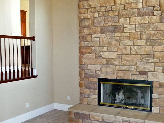 2nd image of 3651 Amethyst Dr