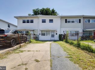 62 Thorn Ln, New Castle, DE 19720