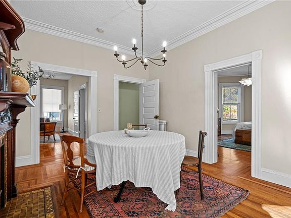 5th image of 10 Wood St #2