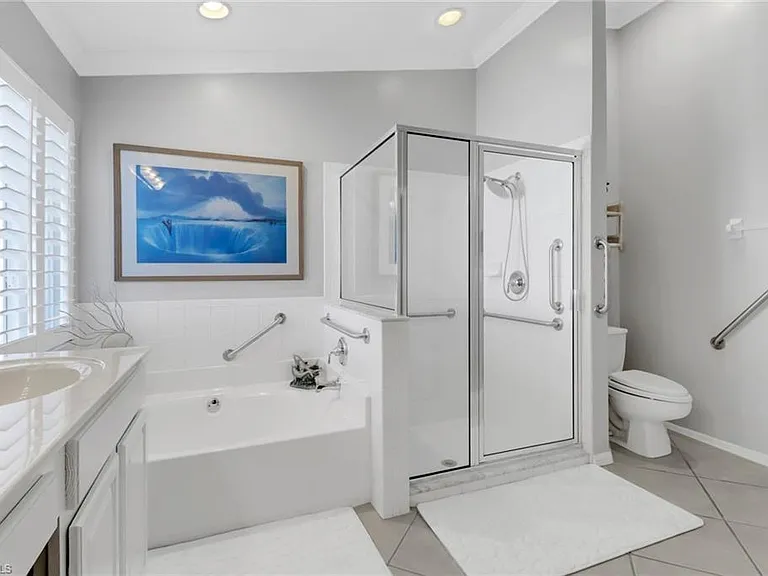 7477 Lourdes Ct — Photo 18