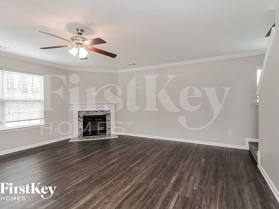 4th image of 7516 Niccoline Ln