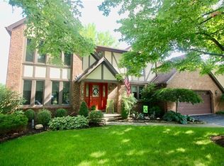 16 Ginger Ct, East Amherst, NY 14051