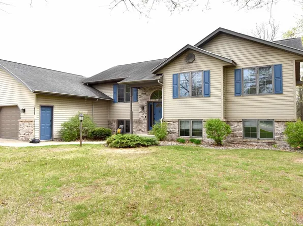 1609 Burch Circle Drive, Necedah, WI 54646