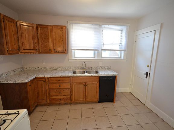 2nd image of 2846 Norwood Ave