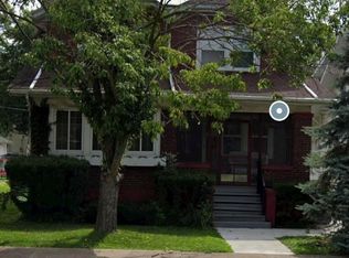 605 Melrose Ct, Clinton, IA 52732