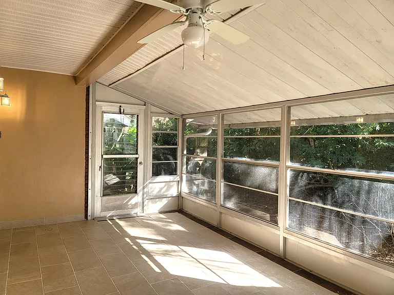4362 W Midway Rd — Photo 6