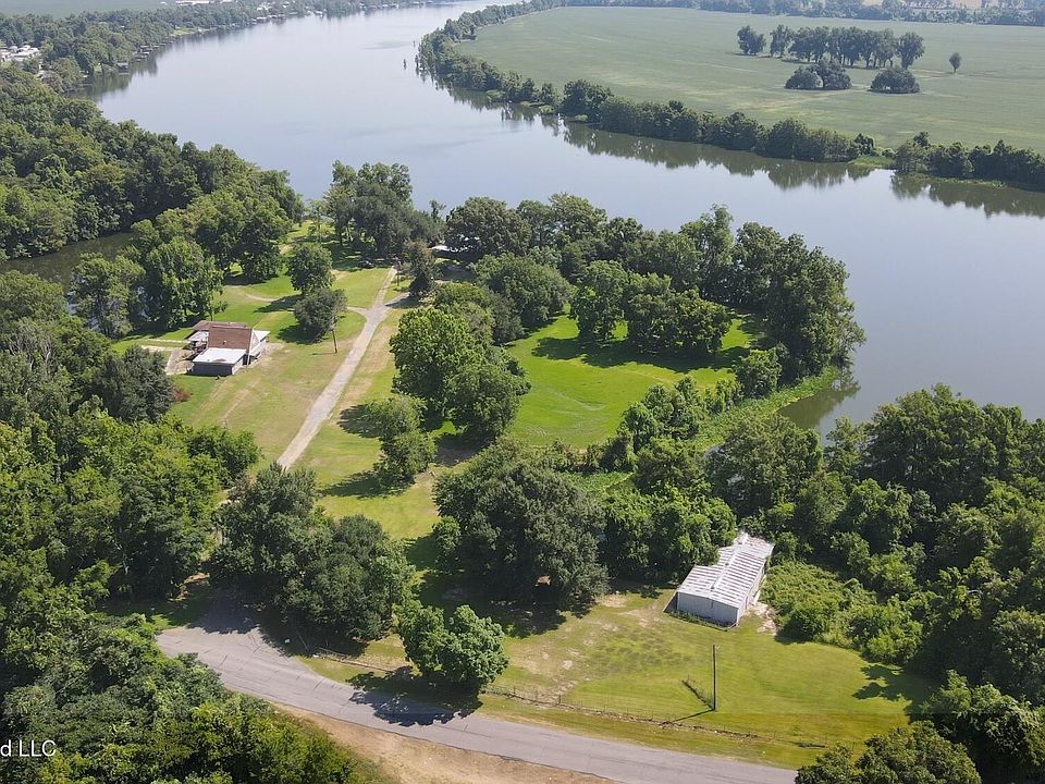 1st image of 159 Oak Harbor Rd