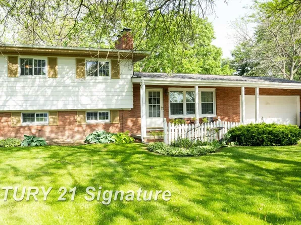 1650 Fromm Dr, Saginaw, MI 48638