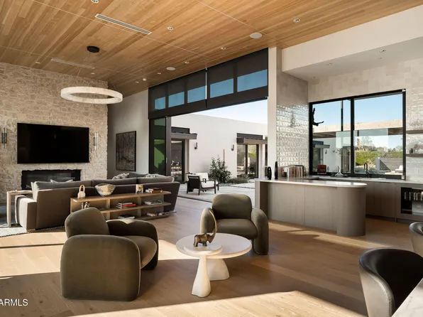 7034 E PARADISE Drive, Scottsdale, AZ 85254