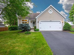 3223 Prairie Gardens Dr, Hilliard, OH 43026