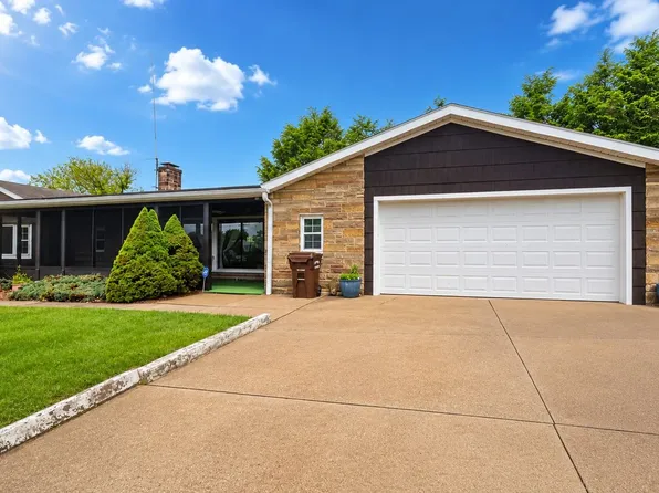 2843 Leechburg Rd, Lower Burrell, PA 15068