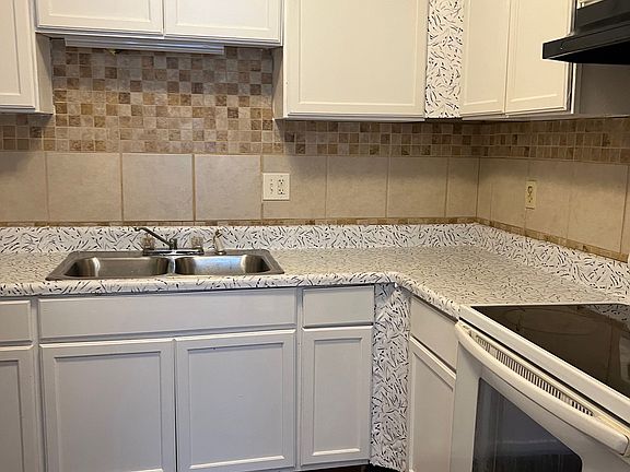 5th image of 66412 Holcomb Way