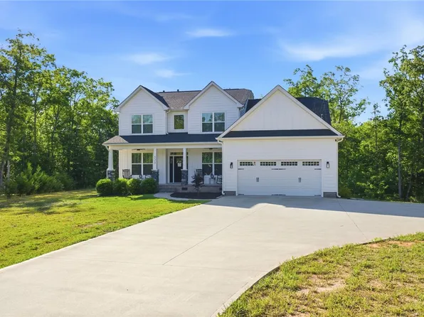 525 16th Cir, Walhalla, SC 29691