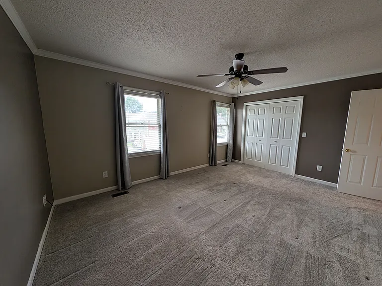 5008 Cheshire Ct — Photo 16