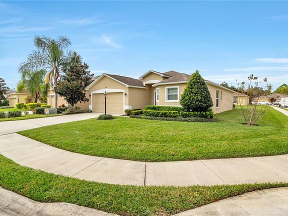 3rd image of 6261 Silver Leaf Ln
