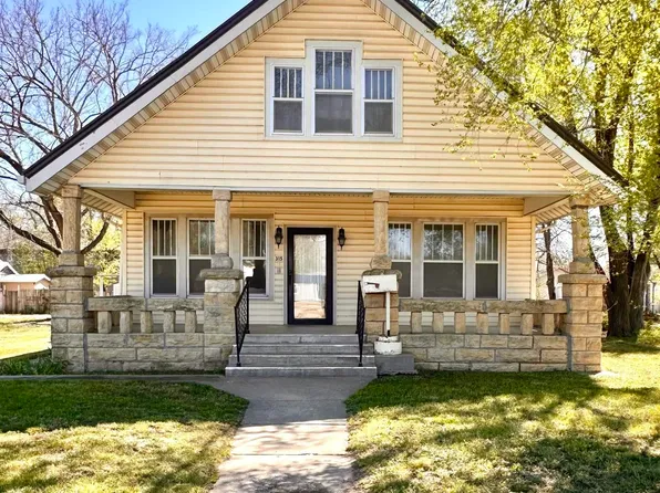 315 E Main St, Council Grove, KS 66846