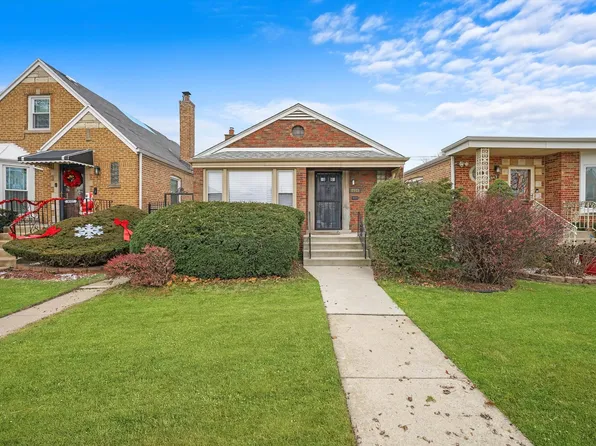 8941 S Luella Ave, Chicago, IL 60617