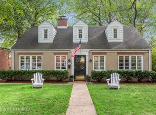 1720 Dobson St, Evanston, IL 60202