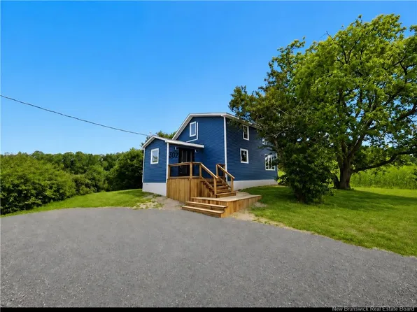 307 Bannister Rd, Coverdale, NB E4J 0A3